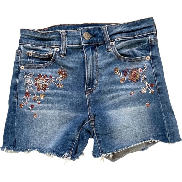AEO embroidered next level stretch shorts sz 4 - Picture 1 of 12